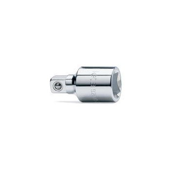 Ref. 920/15 - Cuadrado reductor 1/2" x 3/8"